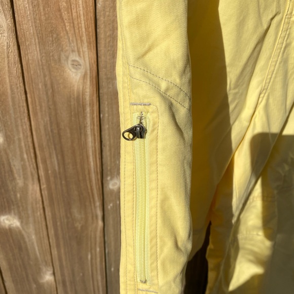 Kuhl Hiking Capris - Picture 9 of 11